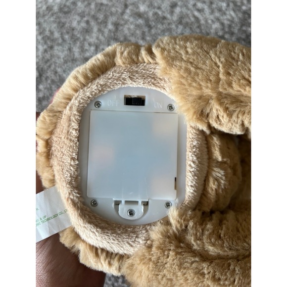 Sound n light Co. dancing teddy bear‎ that sings it cold outside and sneezes - Picture 6 of 6